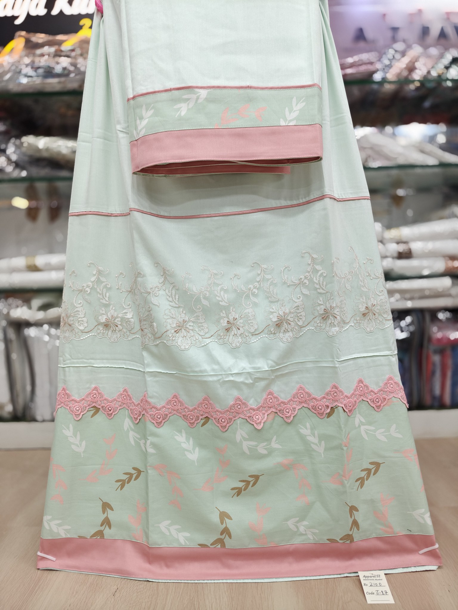  Pastel Green, Cotton Fabric Rida 